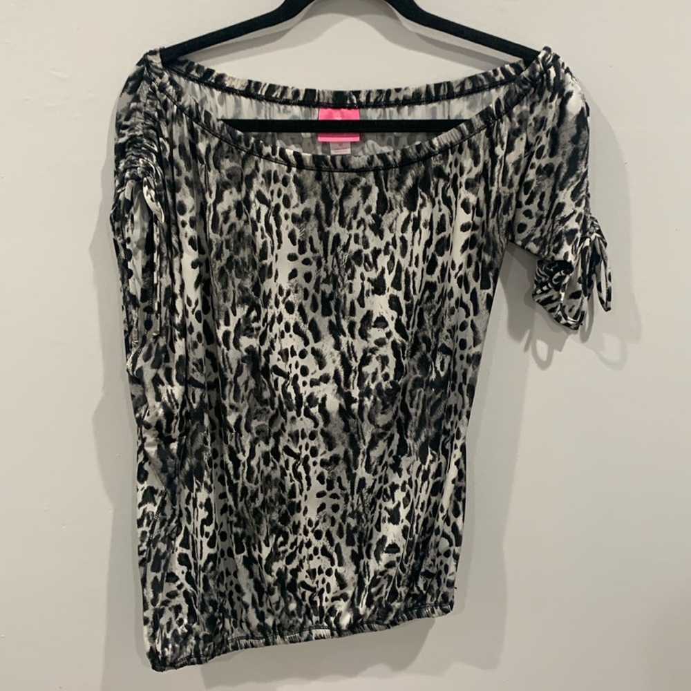 Tsu ya blouse